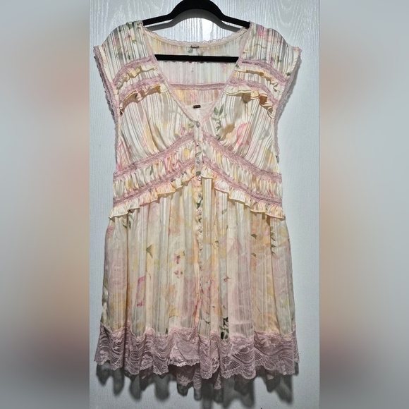 Free People Spring Fling Mini Lace Floral Mini Dress Size Small - Picture 2 of 11